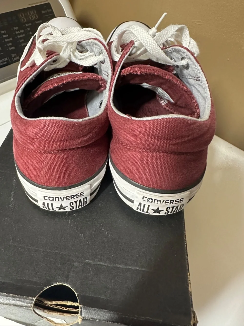 Women’s Converse CTAS MADISON OX size 9